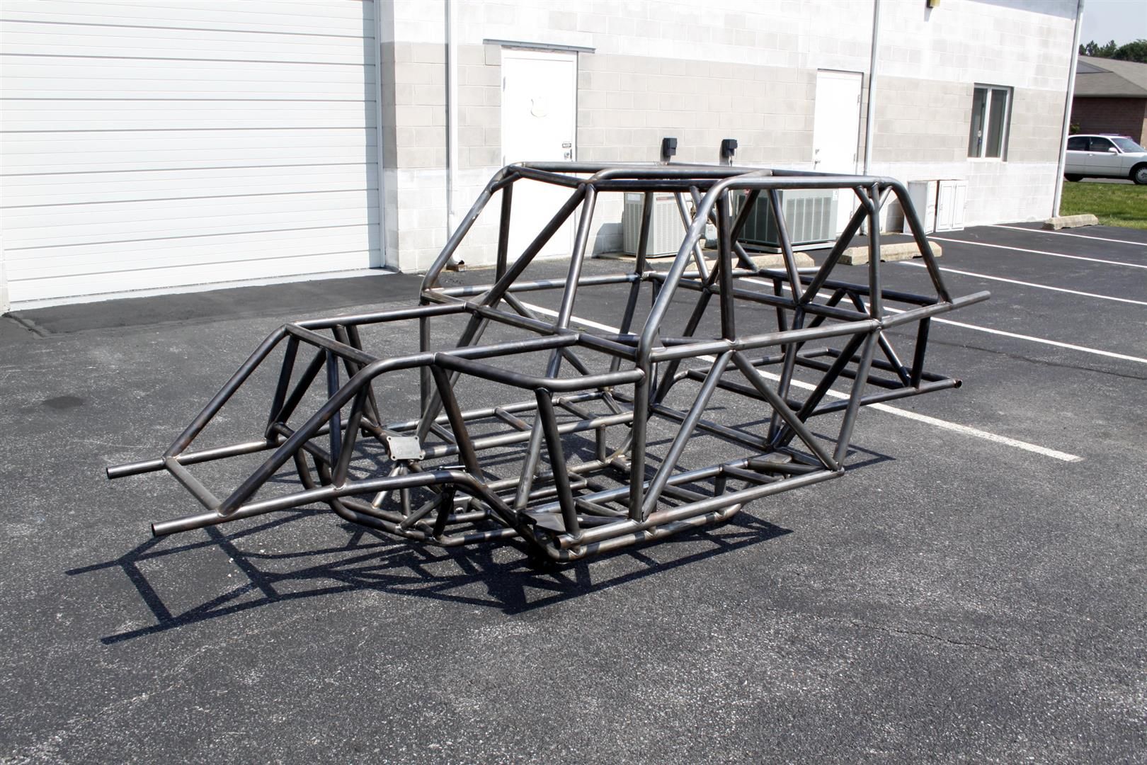 Eliminator Series Chassis From Liquid Iron Industries Pirate 4x4